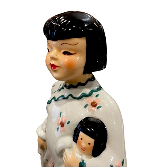 1950’s Asian Girl Holding Doll Figurine from Florence Ceramics of Napa Valley - Picture 11 of 15